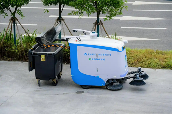沐鸣娱乐环保：成都市首个多元化场景的无人环卫清扫示范项目投用