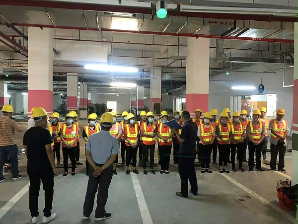 02深圳宝安万达广场开荒-沐鸣娱乐环保