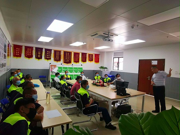 高温与台汛期的安全培训-沐鸣娱乐环保2