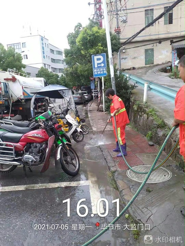 沐鸣娱乐环保：道路清淤